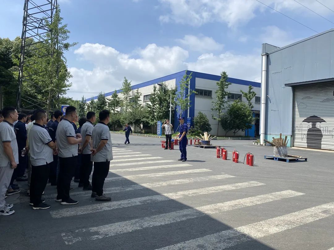 1645165779671205.jpg e2b116785534cdafaef4d9726143c5c7.jpg