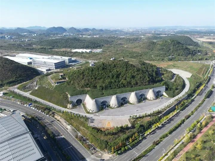 1669707228510306.jpg 4.jpg